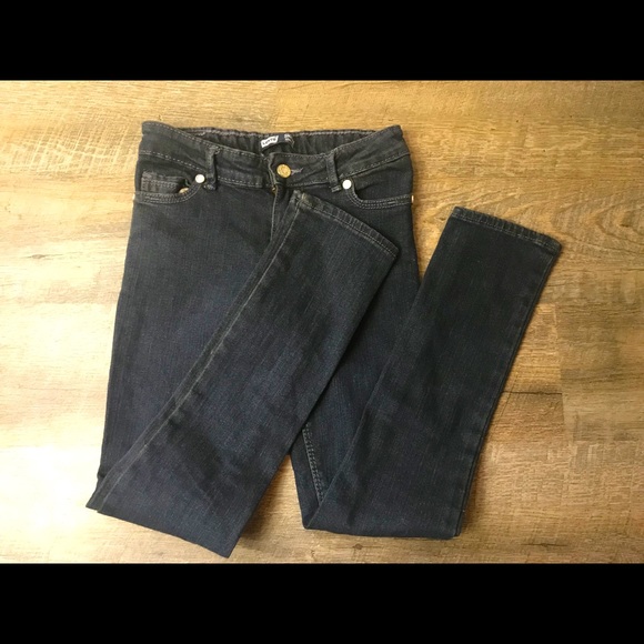 Girl’s size 8 Red Tab Skinny Levi’s! - Picture 4 of 9